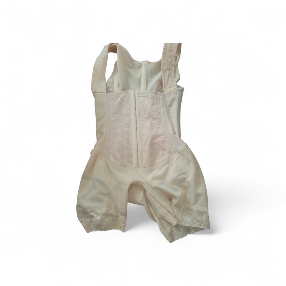 Elegant Cream Shapewear Bodysuit